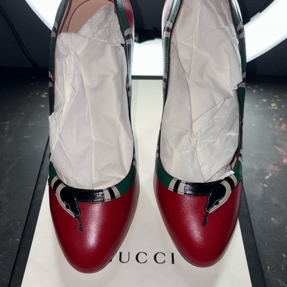 Gucci Red and Green Heels with Iconic Design